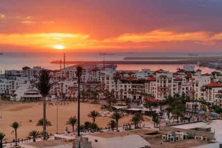 is-agadir-worth-visiting-768x473